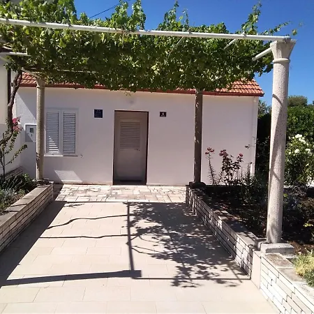 Seaside Holiday House Zuljana, Peljesac - 18057 Nyaraló Žuljana